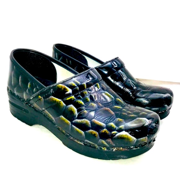 Dansko Reptile Print Clogs - Picture 1 of 7